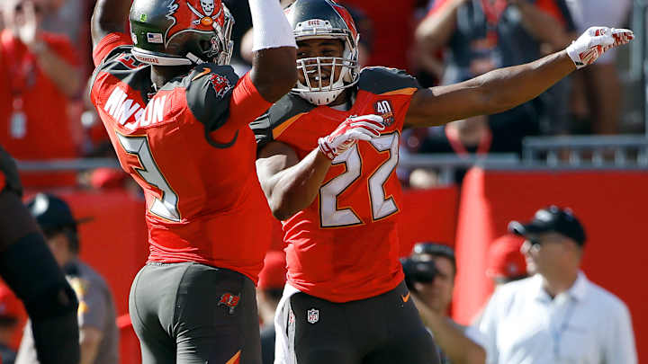 Brees, Saints beat Buccaneers 24-17 to end 4-game skid