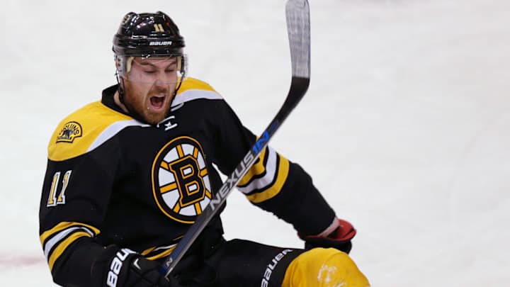 Hayes' hat trick leads Bruins past Senators 7-3