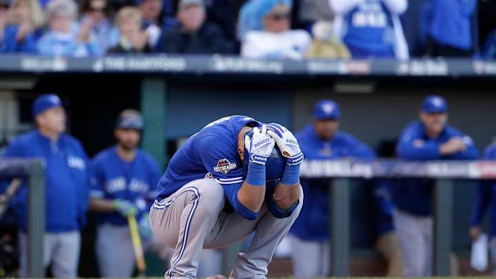 Little hit, big win; Royals beat Jays for 2-0 lead in ALCS