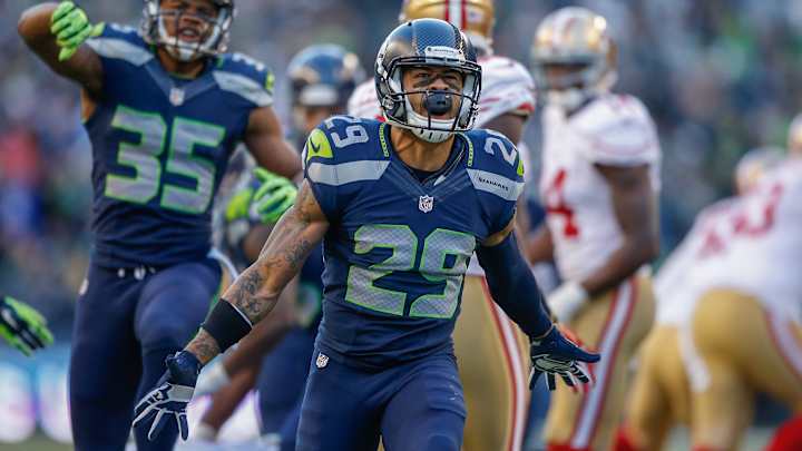 Report: Seahawks' Earl Thomas (shoulder) will play in Super Bowl Report: Seahawks' Earl Thomas (shoulder) will play in Super Bowl