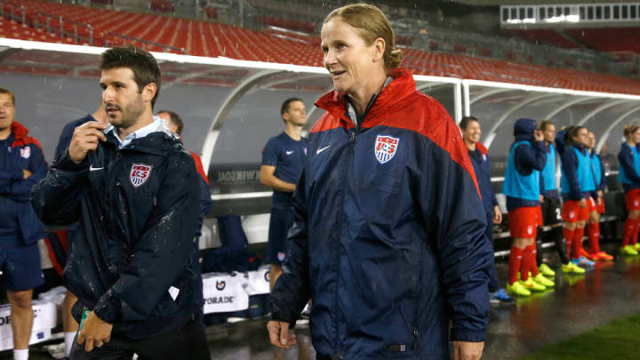 Ex-USWNT star Michelle Akers has concerns for Jill Ellis, team direction