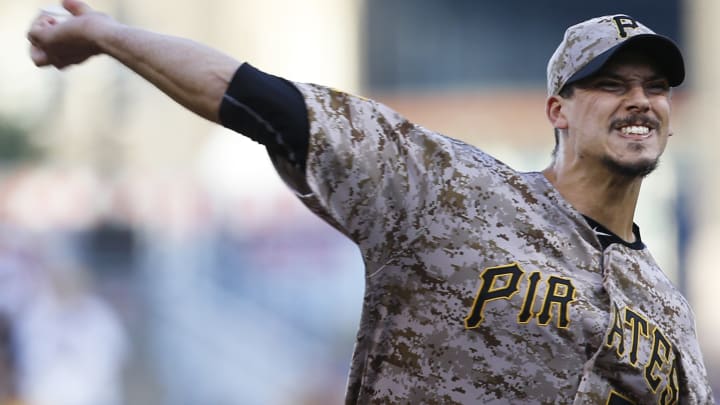 Morton, Walker lead Pirates over Giants