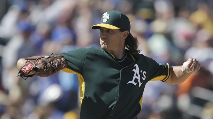 A's call up Barry Zito from minors