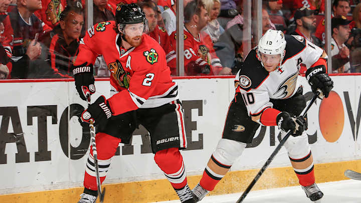 Unshakeable Keith, Blackhawks down Ducks to stay alive for Game 7