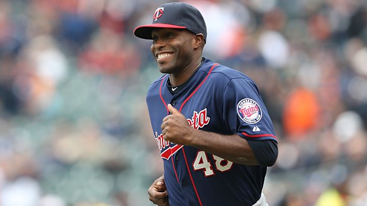 Twins outfielder Torii Hunter retires after 19 MLB seasons Twins outfielder Torii Hunter retires after 19 MLB seasons