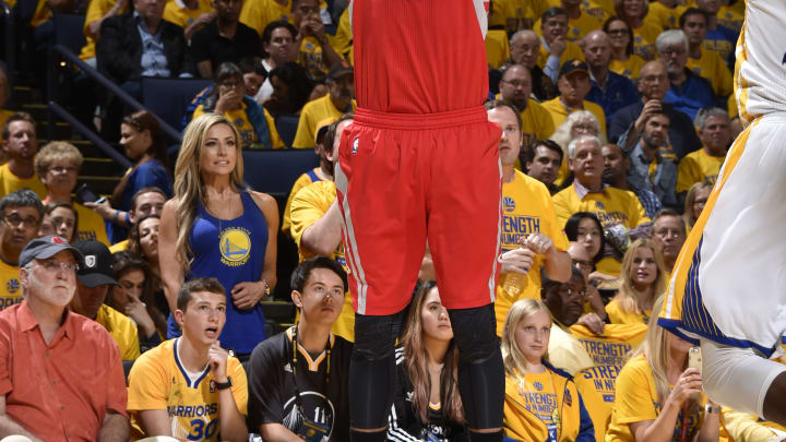 Clippers sign free-agent forward Josh Smith