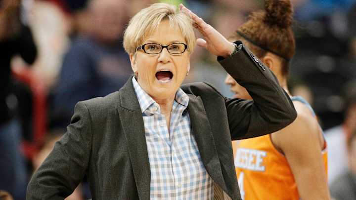 Lady Vols' Warlick receives contract extension, raise