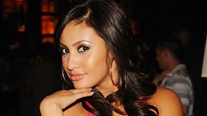 Wednesday P.M. Hot Clicks: Francia Raisa; Motivating Ronda Rousey