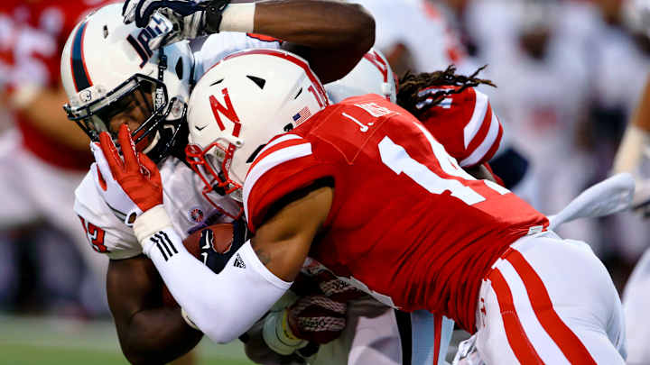 Newby helps Riley get 1st win at Nebraska, 48-9 over Jaguars