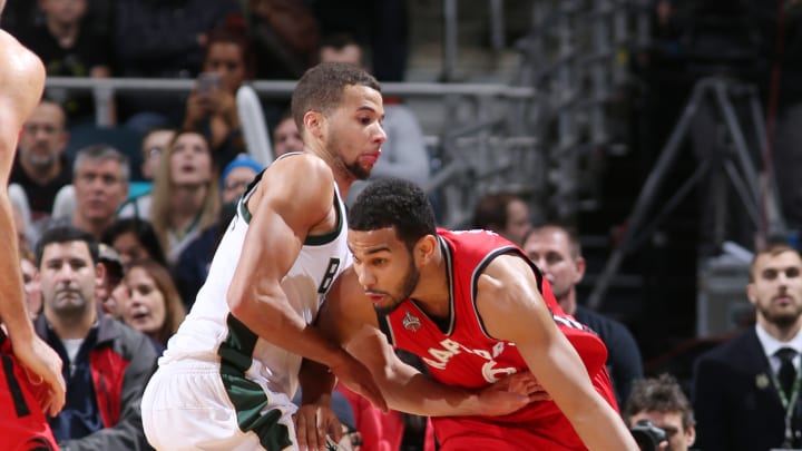 Raptors win third straight over Bucks, 111-90