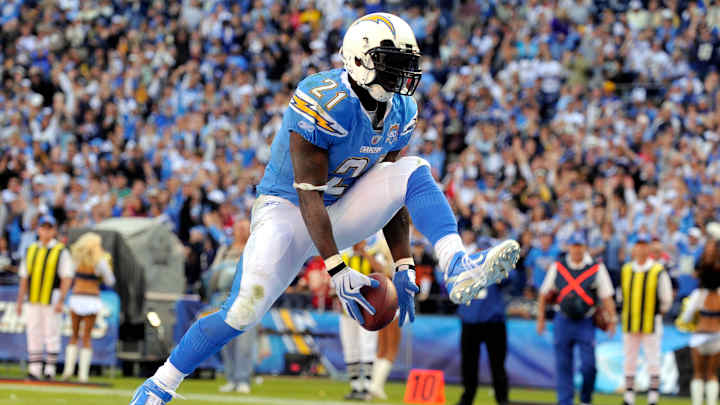 Chargers to retire LaDainian Tomlinson's No. 21