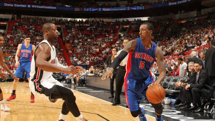 Caldwell-Pope's jumper lifts Pistons past Heat, 93-92