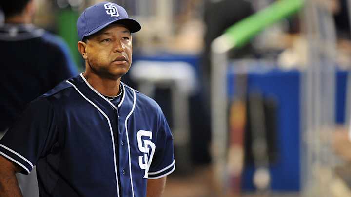 Los Angeles Dodgers hire Dave Roberts as new manager Los Angeles Dodgers hire Dave Roberts as new manager
