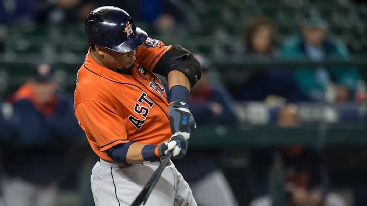 Astros rally past Mariners, take over 2nd AL wild-card spot