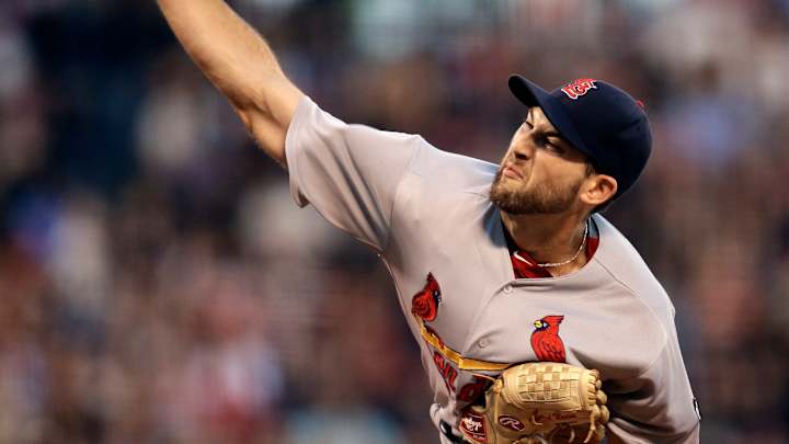 Tomlinson lines game-winning single as Giants beat Cardinals