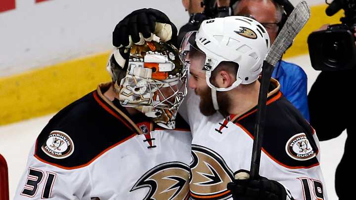 Ducks bounce back after tough OT loss for 2-1 series lead