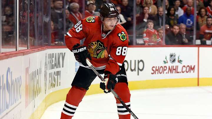 Patrick Kane's point streak at 26 games with assist against Canucks Patrick Kane's point streak at 26 games with assist against Canucks