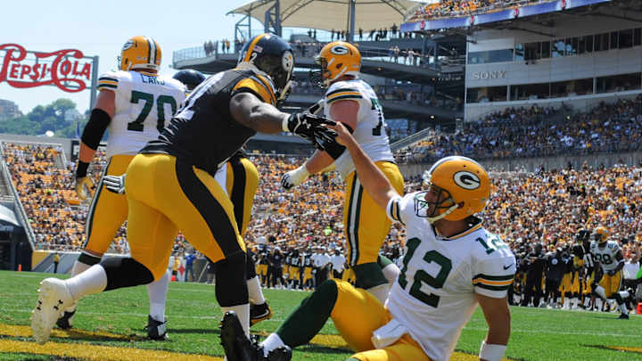 Steelers linebacker Harrison OK with role as de facto mentor