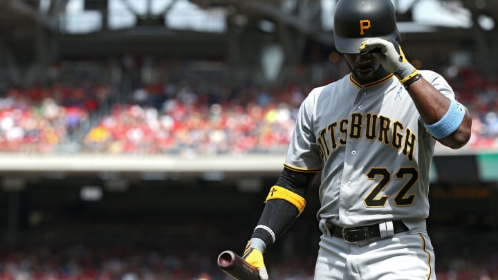 Pirates' Andrew McCutchen leaves game after being hit by pitch