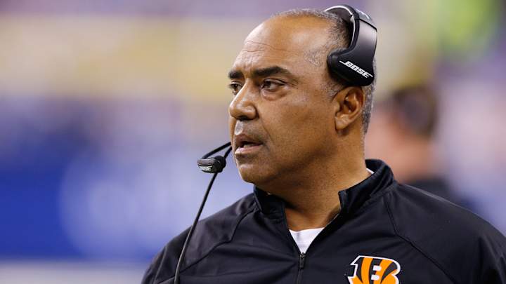 Bengals sign coach Marvin Lewis to one-year extension through 2016