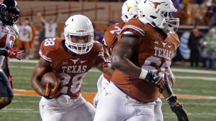 Washington leads Texas Tech in wild win over Texas 48-45
