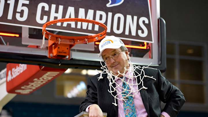 Coastal Carolina basketball team visits Cuba