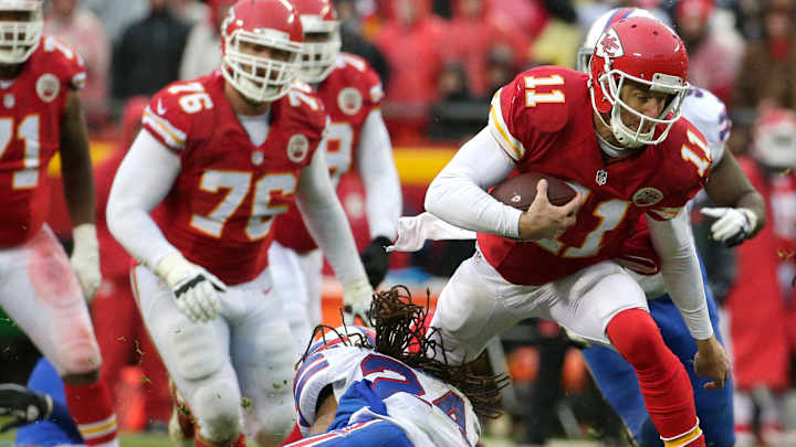Chiefs shuffling offensive line due to injuries