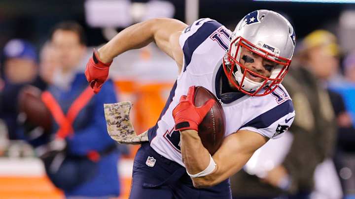 Report: Patriots WR Julian Edelman out 6-8 weeks with broken foot