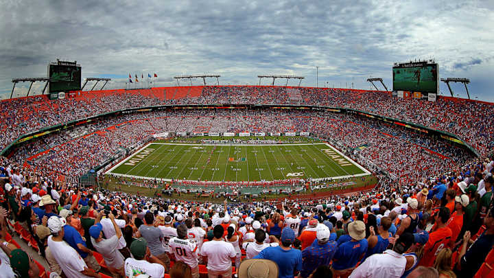 Three-star WR Michael Irvin Jr. commits to Miami