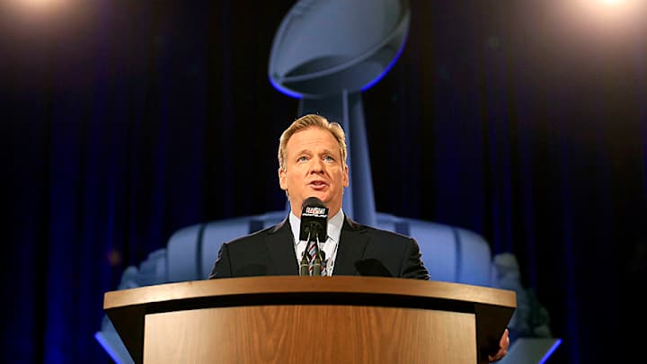 Takeaways from legal briefs filed by NFL, NFLPA over Brady's suspension