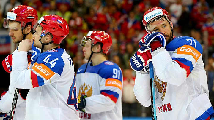 Russia fined for snubbing Canada's ceremony at hockey worlds