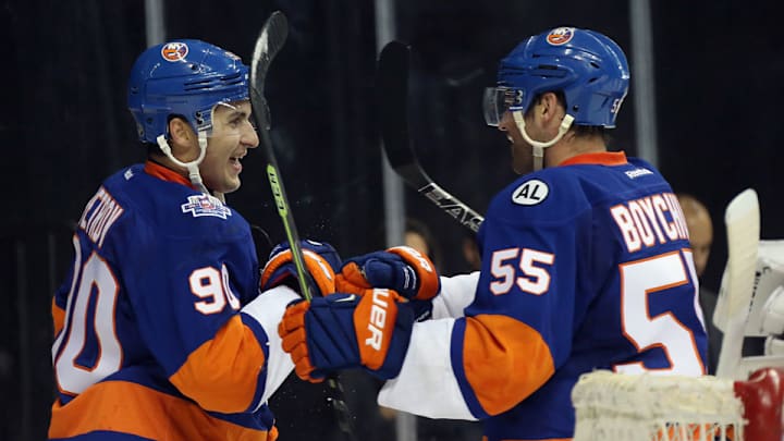 After backlash, Islanders return to old goal horn