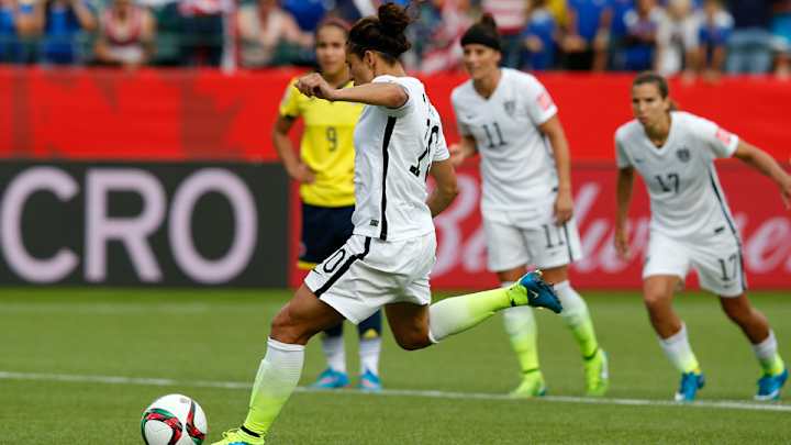 Watch: Carli Lloyd penalty kick seals USWNT win over Colombia