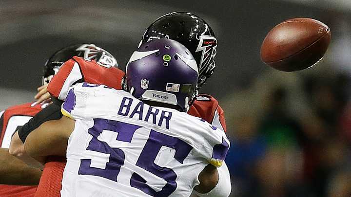 Barr set high: Versatile Vikings linebacker is thriving
