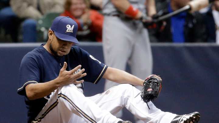 Hamilton, Reds send Brewers to 8th straight loss