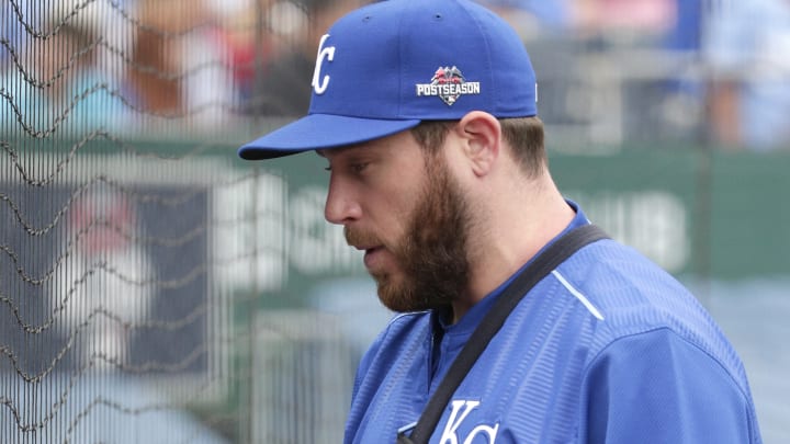 Royals cut ex-closer Holland, send Pena to Orioles