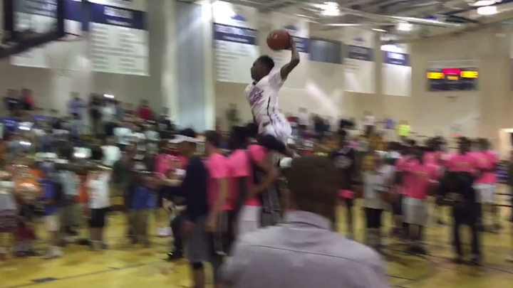 Watch: UNLV commit Derrick Jones dunks over four people