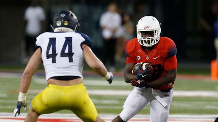 No. 9 Bruins, No. 16 Wildcats kick off their Pac-12 season