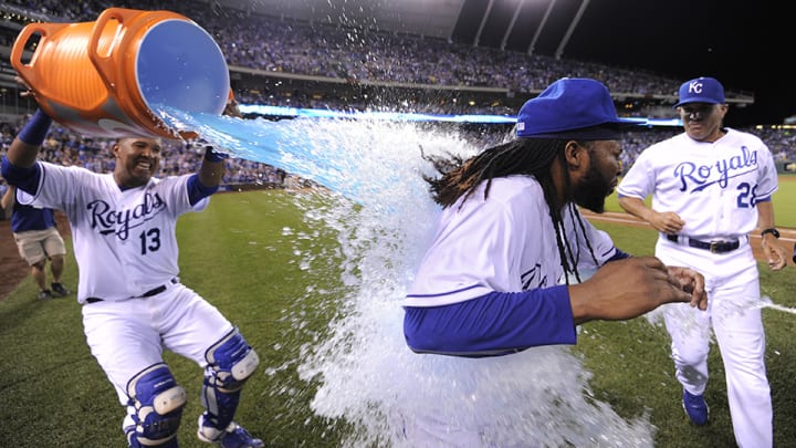Johnny Cueto throws complete-game shutout in first home start for Royals