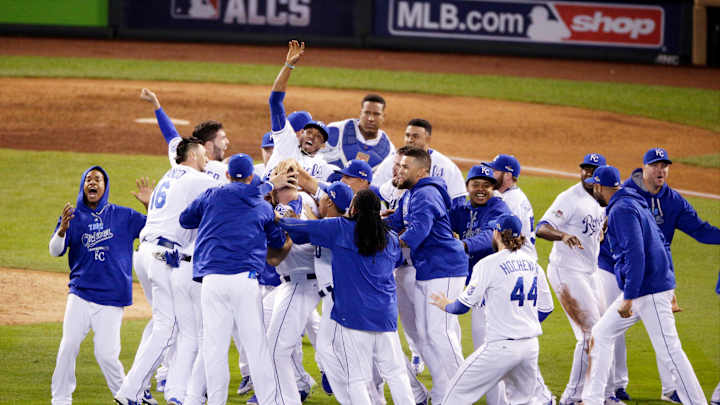 Royals return to World Series, beat Blue Jays in ALCS Game 6 Royals return to World Series, beat Blue Jays in ALCS Game 6