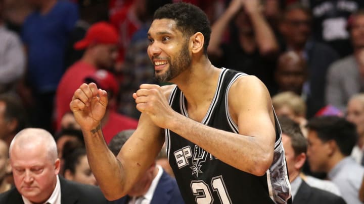 Grade the deal: Tim Duncan re-signs with Spurs on sweetheart deal