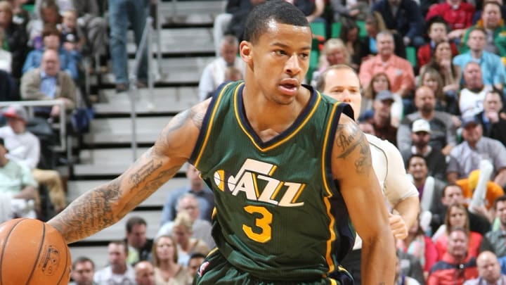 Video: Jazz's Trey Burke goes down with bizarre neck injury in loss