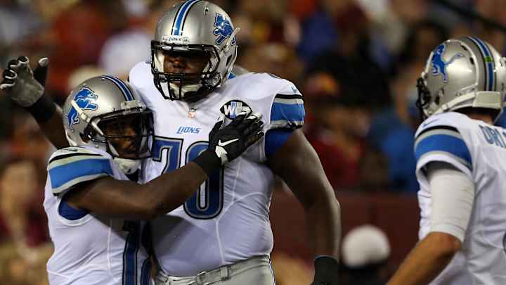 Reports: Patriots trade for Lions OT Mike Williams