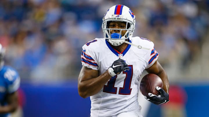 Colts sign WR Marcus Thigpen, release QB Josh Johnson