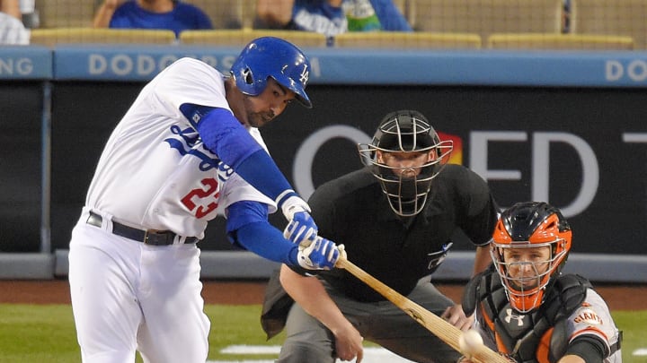 Dodgers hit 4 HRs off Vogelsong in 7-3 win over Giants