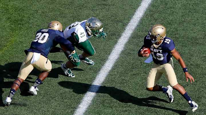 Reynolds ties record as Navy beats South Florida 29-17 Reynolds ties record as Navy beats South Florida 29-17