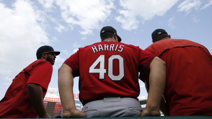 Escobar's HR in 10th lifts Nationals over Cardinals 2-1