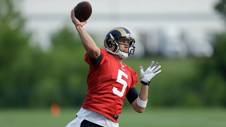 Nick Foles signs two-year contract extension with St. Louis Rams Nick Foles signs two-year contract extension with St. Louis Rams