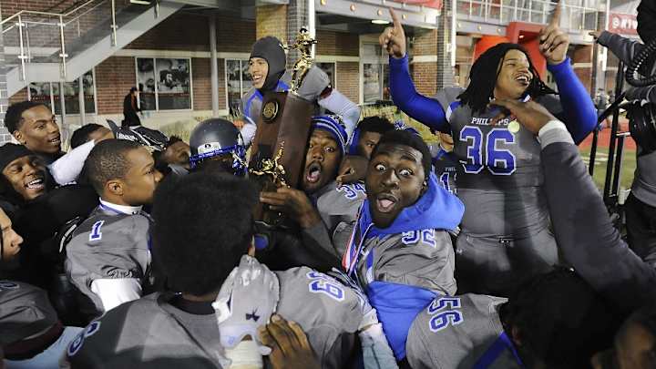 Wendell Phillips is first Chicago public school to win Illinois state title