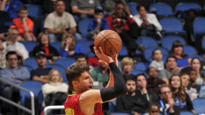 Korver leads Hawks' 4th-quarter rally to down Magic 103-100